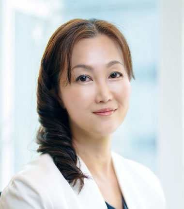 有楽町院 院長 市川 明子 写真